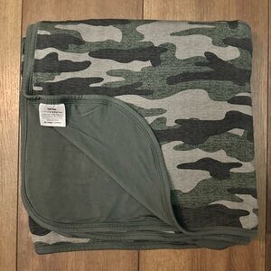 Little Sleepies Camo cloud Blanket (New no package)